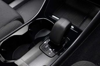 VOLVO XC40 Recharge Twin 78kWh Plus SUV 5dr Electric Auto AWD (408 ps)