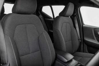 VOLVO XC40 Recharge Twin 78kWh Plus SUV 5dr Electric Auto AWD (408 ps)