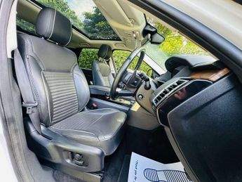 LAND ROVER DISCOVERY 2.0 Discovery HSE Si4 Auto 4WD 5dr