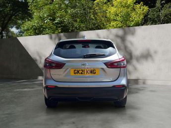 NISSAN QASHQAI 1.3 Qashqai Acenta Premium DiG-T Semi-Auto 5dr