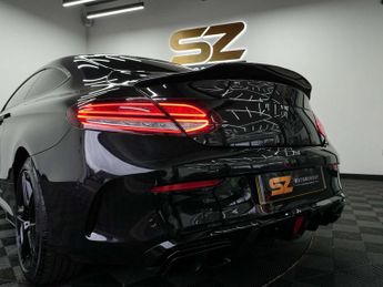 Mercedes-Benz C-CLASS 2.0 C 220 AMG Line D Auto 2dr