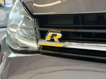 Volkswagen GOLF 2.0 Golf R TSi 4Motion Semi-Auto 4WD 5dr