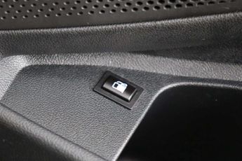 BMW 3 Series 2.0 330e 12kWh SE Pro Saloon 4dr Petrol Plug-in Hybrid Auto Euro