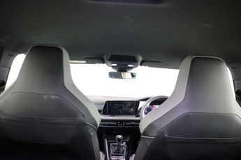 Volkswagen Golf 1.5 TSI R-Line Hatchback 5dr Petrol Manual Euro 6 (s/s) (130 ps)