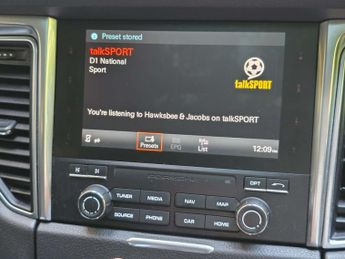 PORSCHE MACAN 3.0 Macan S D Semi-Auto 4WD 5dr