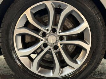 Mercedes-Benz C-CLASS 2.1 C220 D Sport Auto 5dr