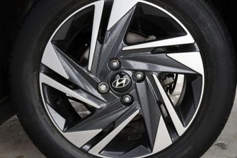 Hyundai i20 1.0 T-GDi MHEV SE Connect Hatchback 5dr Petrol Hybrid DCT Euro 6