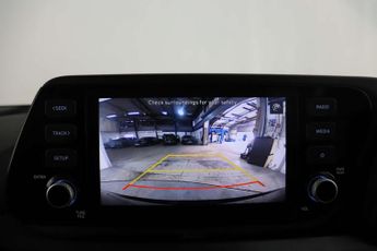Hyundai i20 1.0 T-GDi MHEV SE Connect Hatchback 5dr Petrol Hybrid DCT Euro 6