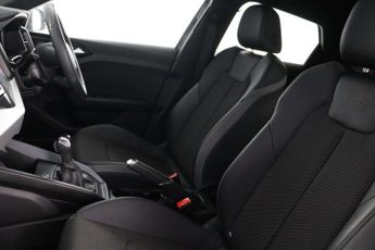Audi A1 1.0 TFSI 25 S line Sportback 5dr Petrol S Tronic Euro 6 (s/s) (9