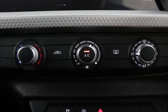 Audi A1 1.0 TFSI 25 S line Sportback 5dr Petrol S Tronic Euro 6 (s/s) (9