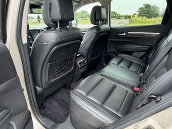 RENAULT KOLEOS 2.0 Koleos Signature Nav dCi 4x4 CVT 4WD 5dr