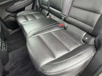 RENAULT KOLEOS 2.0 Koleos Signature Nav dCi 4x4 CVT 4WD 5dr