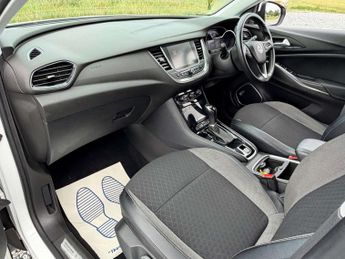 VAUXHALL GRANDLAND X 1.6 Grandland X Sport Nav TD S/S Auto 5dr