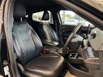 FORD MUSTANG MACH-E Mustang Mach-E Standard-Range AWD 4WD 5dr