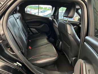 FORD MUSTANG MACH-E Mustang Mach-E Standard-Range AWD 4WD 5dr