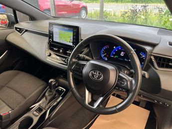 TOYOTA COROLLA 1.8 Corolla Icon Tech HEV CVT 5dr