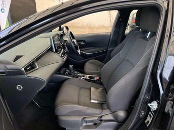 TOYOTA COROLLA 1.8 Corolla Icon Tech HEV CVT 5dr