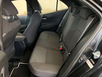 TOYOTA COROLLA 1.8 Corolla Icon Tech HEV CVT 5dr