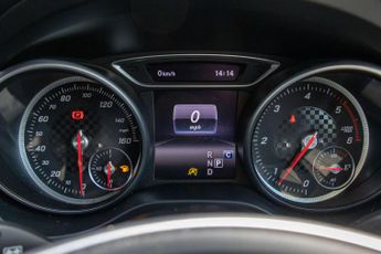 MERCEDES-BENZ A-CLASS 2.1 A 200 D AMG Line Auto 5dr