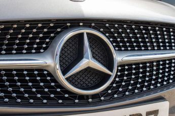 MERCEDES-BENZ A-CLASS 2.1 A 200 D AMG Line Auto 5dr