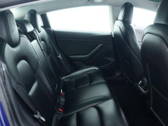 TESLA MODEL 3 Standard Range Plus Saloon 4dr Electric Auto RWD (241 bhp)