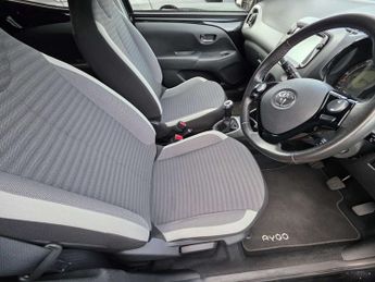 TOYOTA AYGO 1.0 Aygo X-Trend VVT-i 5dr