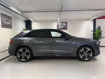 AUDI Q8 3.0 Q8 Black Edition 55 TFSI MHEV Quattro Auto 4WD 5dr