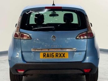 Renault SCENIC 1.5 Scenic Dynamique TomTom dCi Semi-Auto 5dr