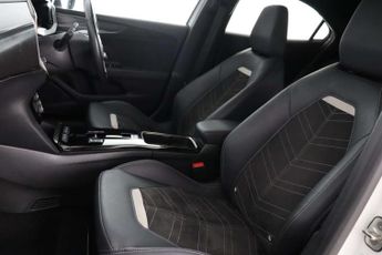 Vauxhall Mokka Electric 50kWh Ultimate SUV 5dr Electric Auto (136 ps)