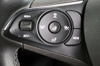 Vauxhall Mokka Electric 50kWh Ultimate SUV 5dr Electric Auto (136 ps)