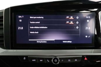 Vauxhall Mokka Electric 50kWh Ultimate SUV 5dr Electric Auto (136 ps)