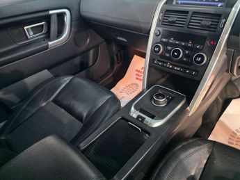 Land Rover Discovery Sport 2.0 TD4 SE Tech SUV 5dr Diesel Auto 4WD Euro 6 (s/s) (180 ps)