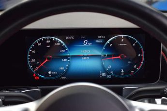 Mercedes-Benz GLB 2.0 GLB 220 AMG Line Premium D 4Matic Auto 4WD 5dr