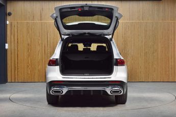Mercedes-Benz GLB 2.0 GLB 220 AMG Line Premium D 4Matic Auto 4WD 5dr