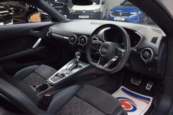 Audi TT 2.0 TT Black Edition 40 TFSI Semi-Auto 3dr