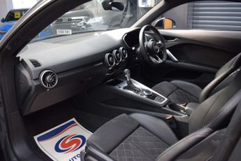 Audi TT 2.0 TT Black Edition 40 TFSI Semi-Auto 3dr