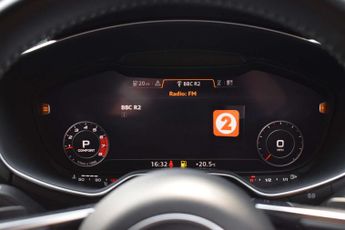 Audi TT 2.0 TT Black Edition 40 TFSI Semi-Auto 3dr