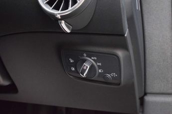 Audi TT 2.0 TT Black Edition 40 TFSI Semi-Auto 3dr