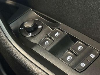 Skoda SUPERB 2.0 Superb SE L Executive TDI Semi-Auto 5dr