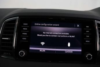 Skoda Karoq 1.6 TDI SE Technology SUV 5dr Diesel DSG Euro 6 (s/s) (115 ps)