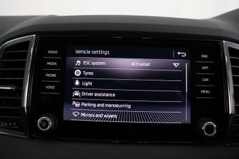 Skoda Karoq 1.6 TDI SE Technology SUV 5dr Diesel DSG Euro 6 (s/s) (115 ps)