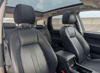 Land Rover DISCOVERY SPORT 2.0 Discovery Sport HSE TD4 Auto 4WD 5dr