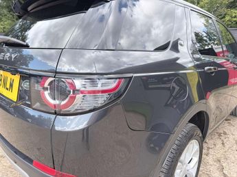 Land Rover DISCOVERY SPORT 2.0 Discovery Sport HSE TD4 Auto 4WD 5dr