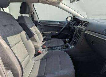 Volkswagen Golf 1.5 Golf SE Nav TSi Evo Semi-Auto 5dr