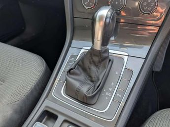 Volkswagen Golf 1.5 Golf SE Nav TSi Evo Semi-Auto 5dr