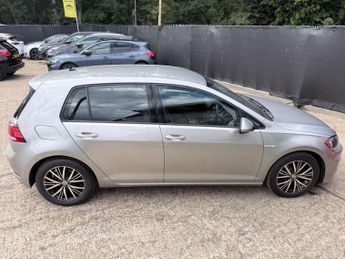 Volkswagen Golf 1.5 Golf SE Nav TSi Evo Semi-Auto 5dr