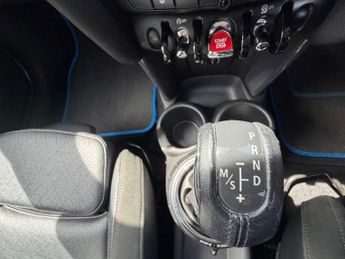 MINI HATCH 1.5 Cooper Auto 5dr