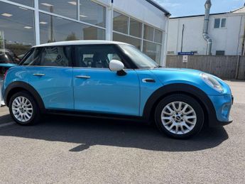 MINI HATCH 1.5 Cooper Auto 5dr
