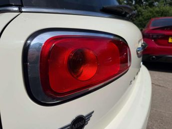 MINI CLUBMAN 1.5 Clubman Cooper Auto 6dr