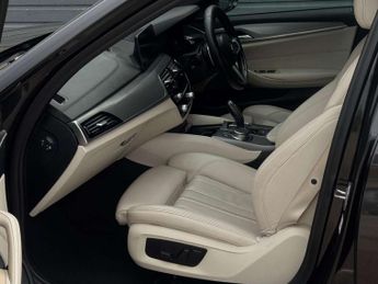 BMW 5 SERIES 2.0 520i M Sport Auto 4dr